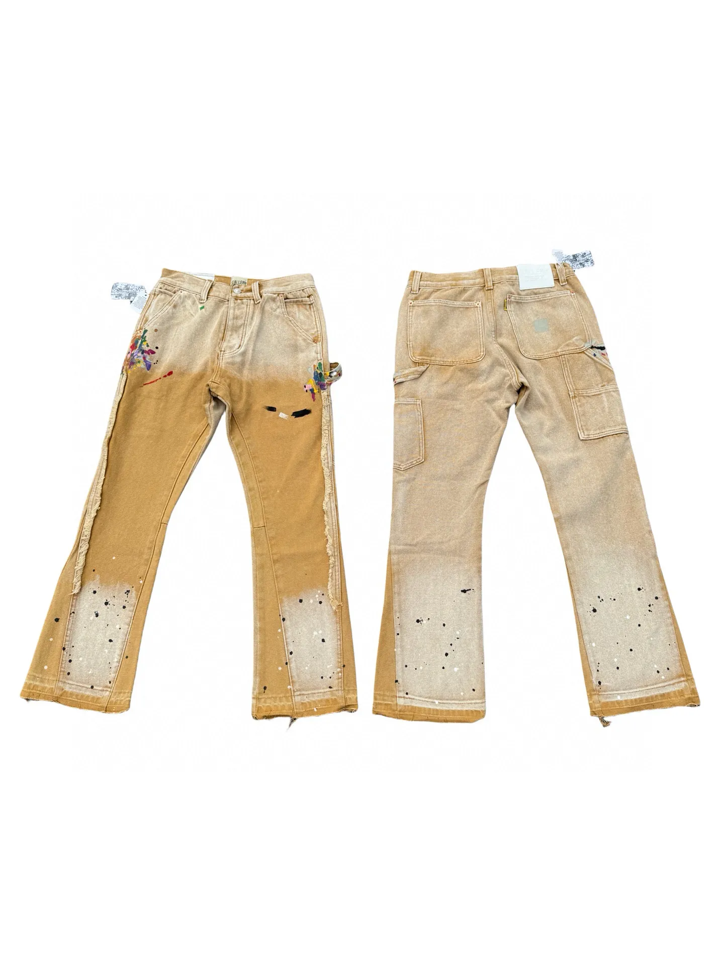 P250💰G91 GALLERY DEPT. Spliced ​​patches, ink-splashed denim bell-bottoms, washed distressed spliced ​​jeans, denim washing factory. During the process, the owner of the washing factory helped introduce a boss who once worked at the Levi OEM factory and then started his own business. This also paved the way for the following styles. Therefore, Levi's remodeled single product for the base plate is really familiar. Whether it is the fabrics supplied or the lathes used in production, there is nothing to choose from. -Color: Black -Size: S-XXL (corresponding to 28-36)